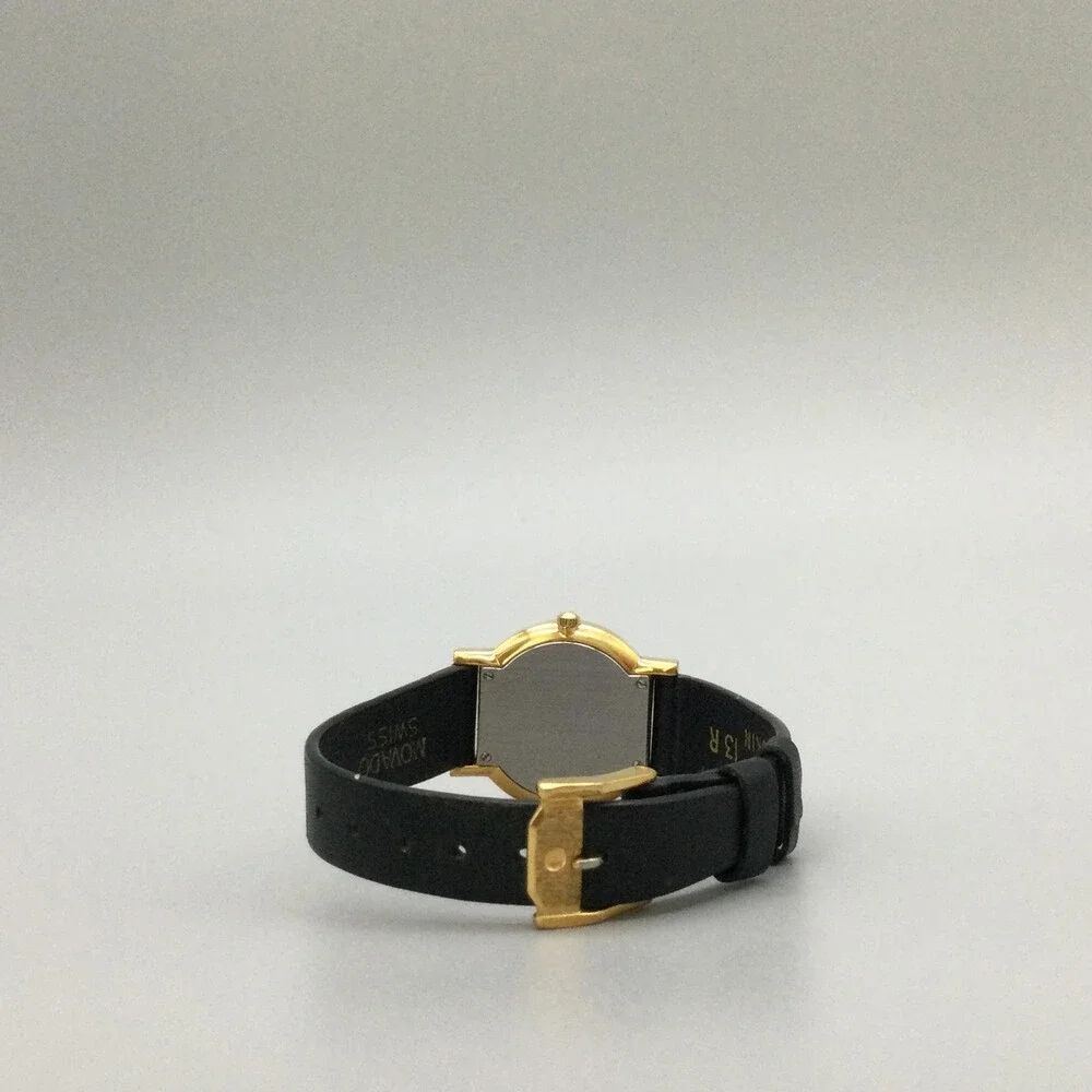 Vtg Movado 87-90-820 Womens Watch 24mm Cracked Crystal Not Running For Parts